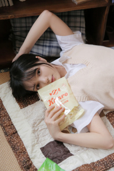 双胞胎姐妹齐上阵许多人物
